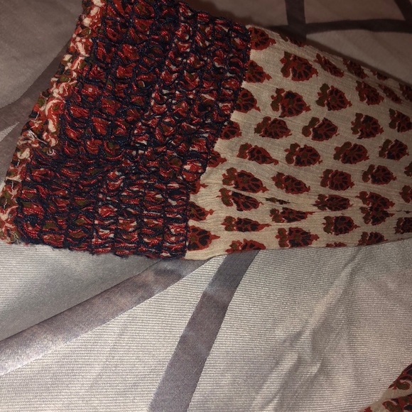 Rustic red flowy top - Picture 4 of 5